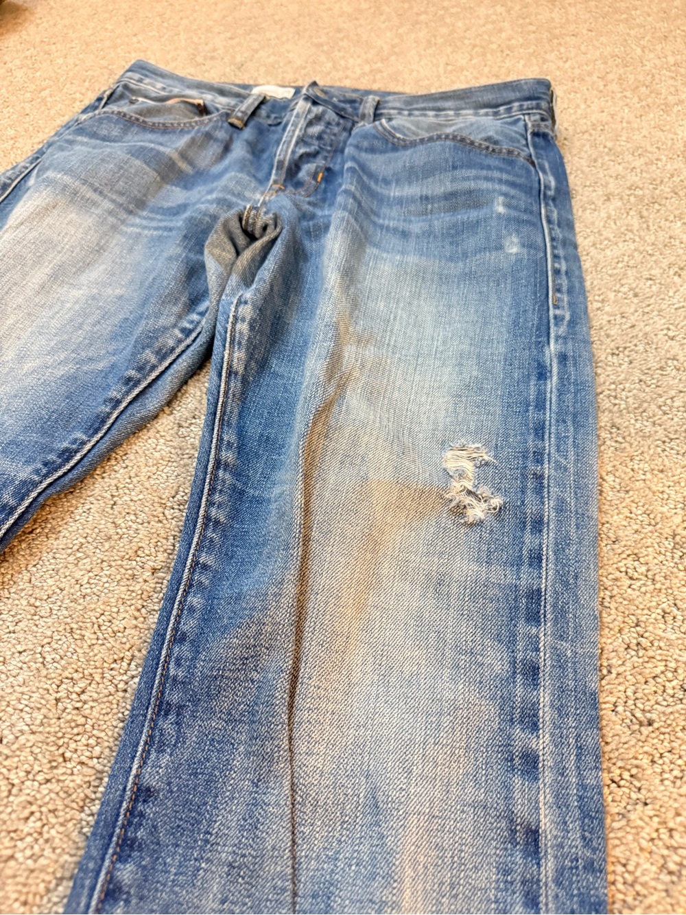 GAP Blue Distressed Jeans - Picture 5 of 5